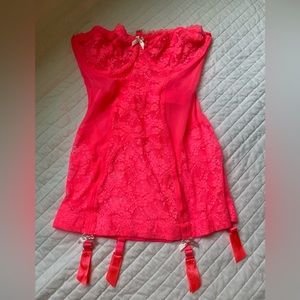 NWT Victoria’s Secret lace lingerie 36D